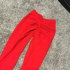 Scrunch butt leggings